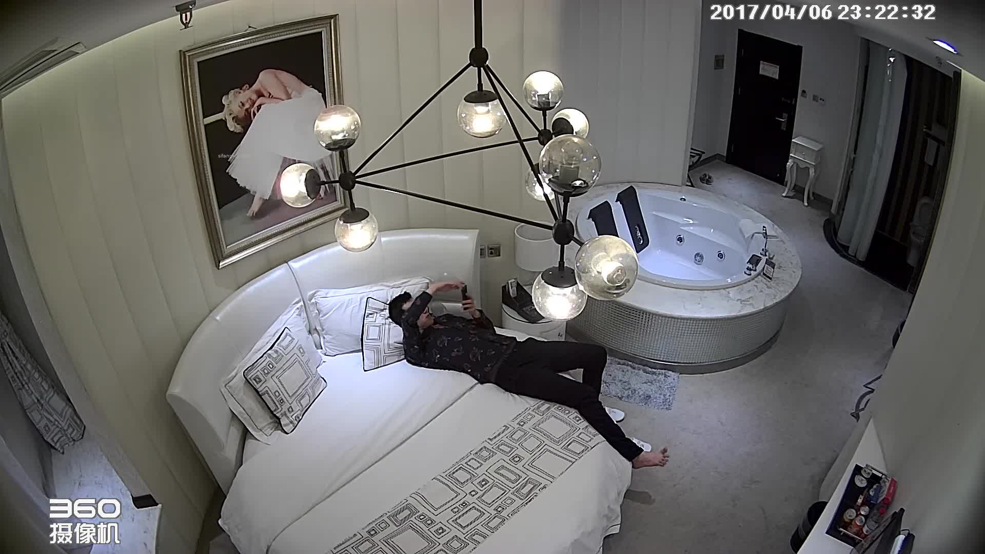 2048.hk@虎台白色浴缸房4.6