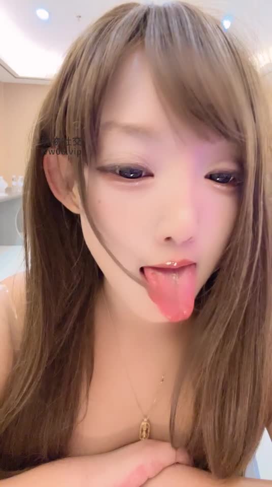 2048.hk@AIU红绿灯口水臀榨2025-1-24