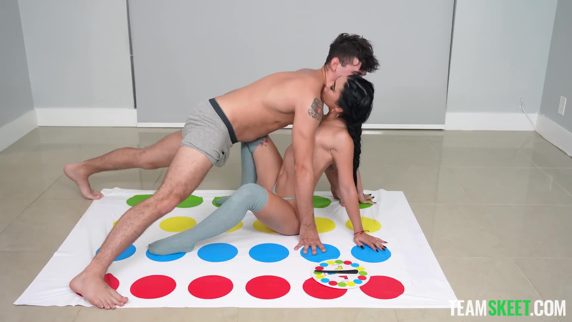 ExxxtraSmall.24.09.26.Delilah.Dagger.XXX.1080p.HEVC.x265.PRT