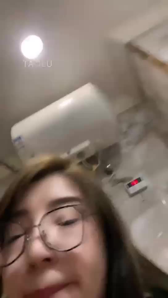 2048.hk@领主老大TJ：黄金黄金憋不住了