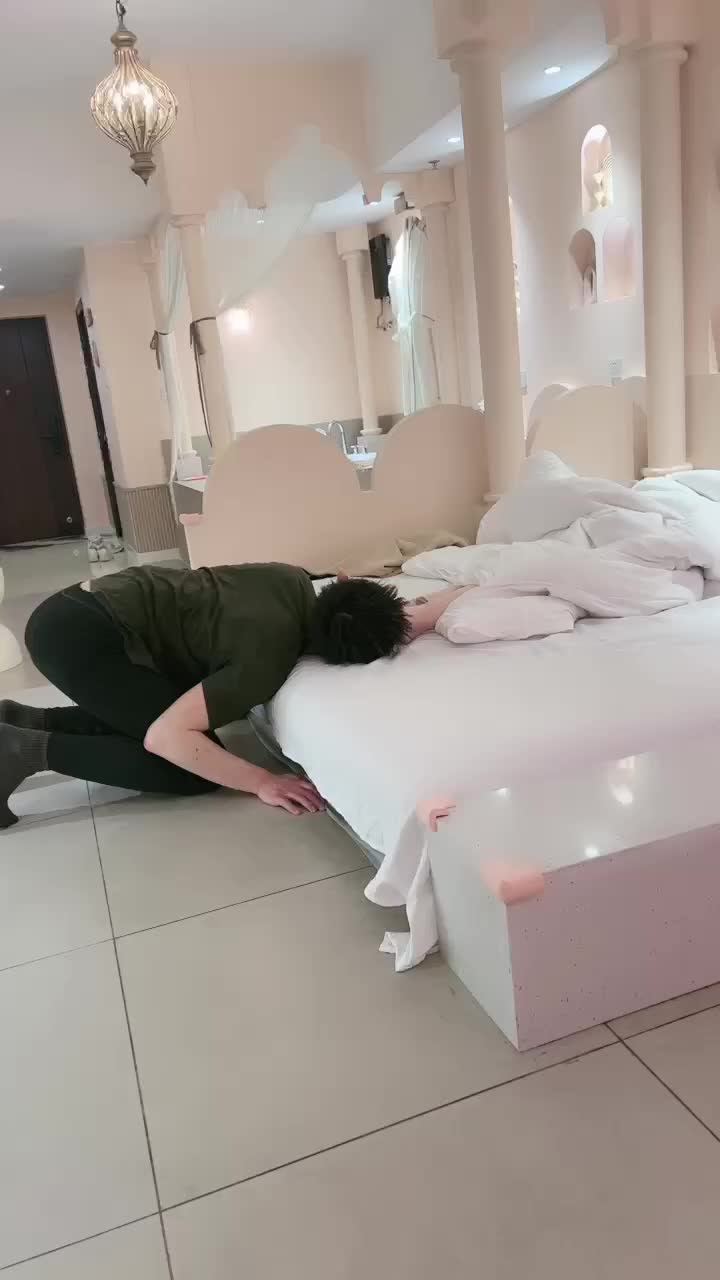 2048.hk@领主老大TJ：生活化惩罚