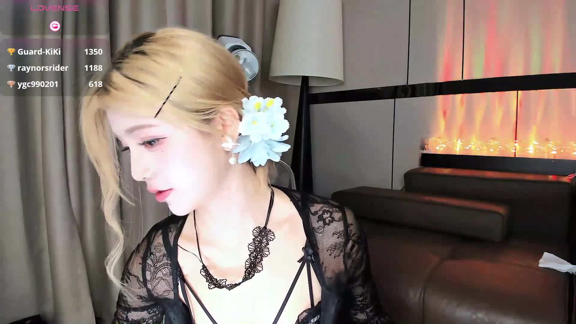 2048.hk@ST_Kiki--2025_20250507_0241-00.00.04.424-00.18.47.954