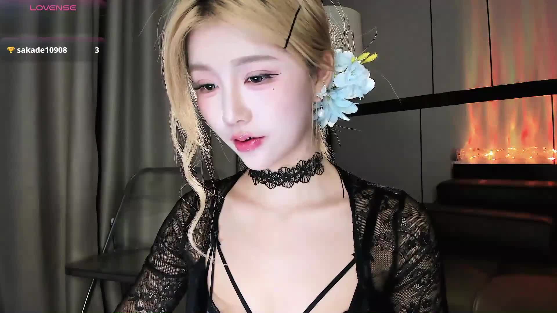 2048.hk@ST_Kiki--2025_20250507_0320-00.00.04.565-00.20.30.154