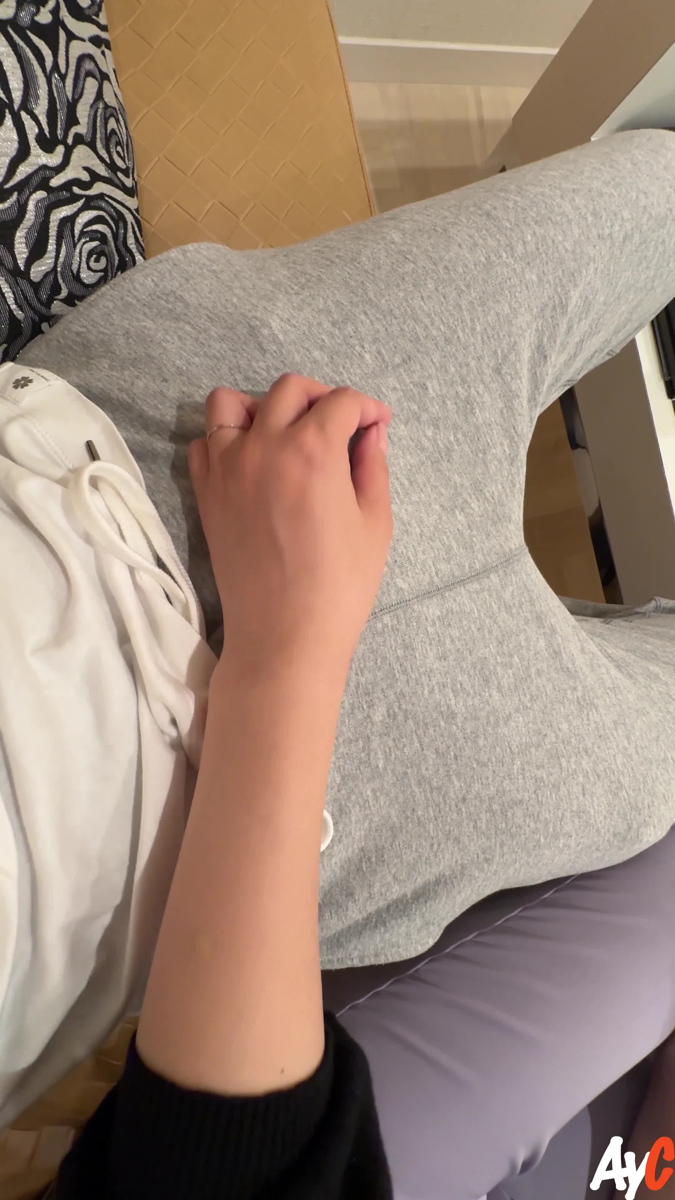 2048.hk@かる史上一番壊れた女性が人妻になって2年ぶりに再会（77分）