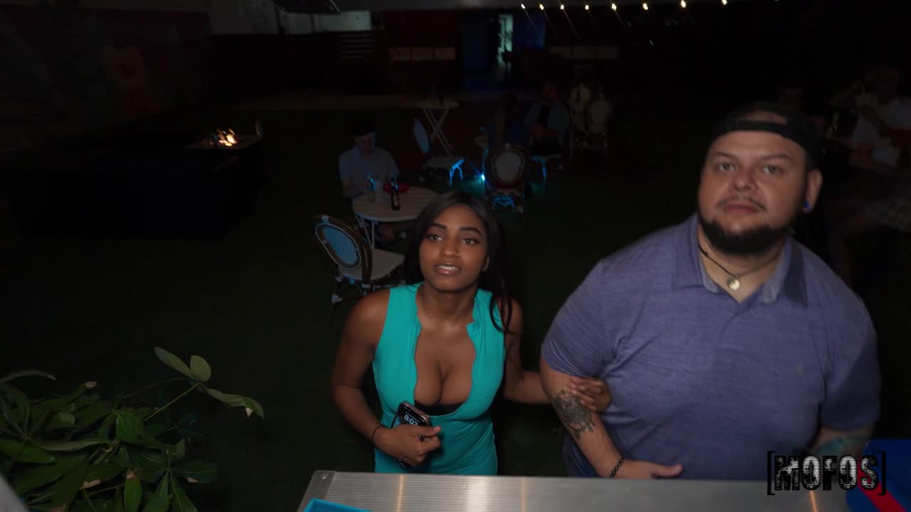 2048.hk@RedEviee-EvieeWantsHisBurrito(08.03.2025)_720p