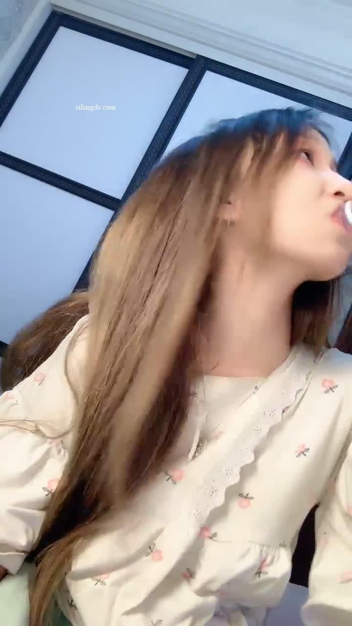 2048.hk@厌厌想睡觉2025-3-3