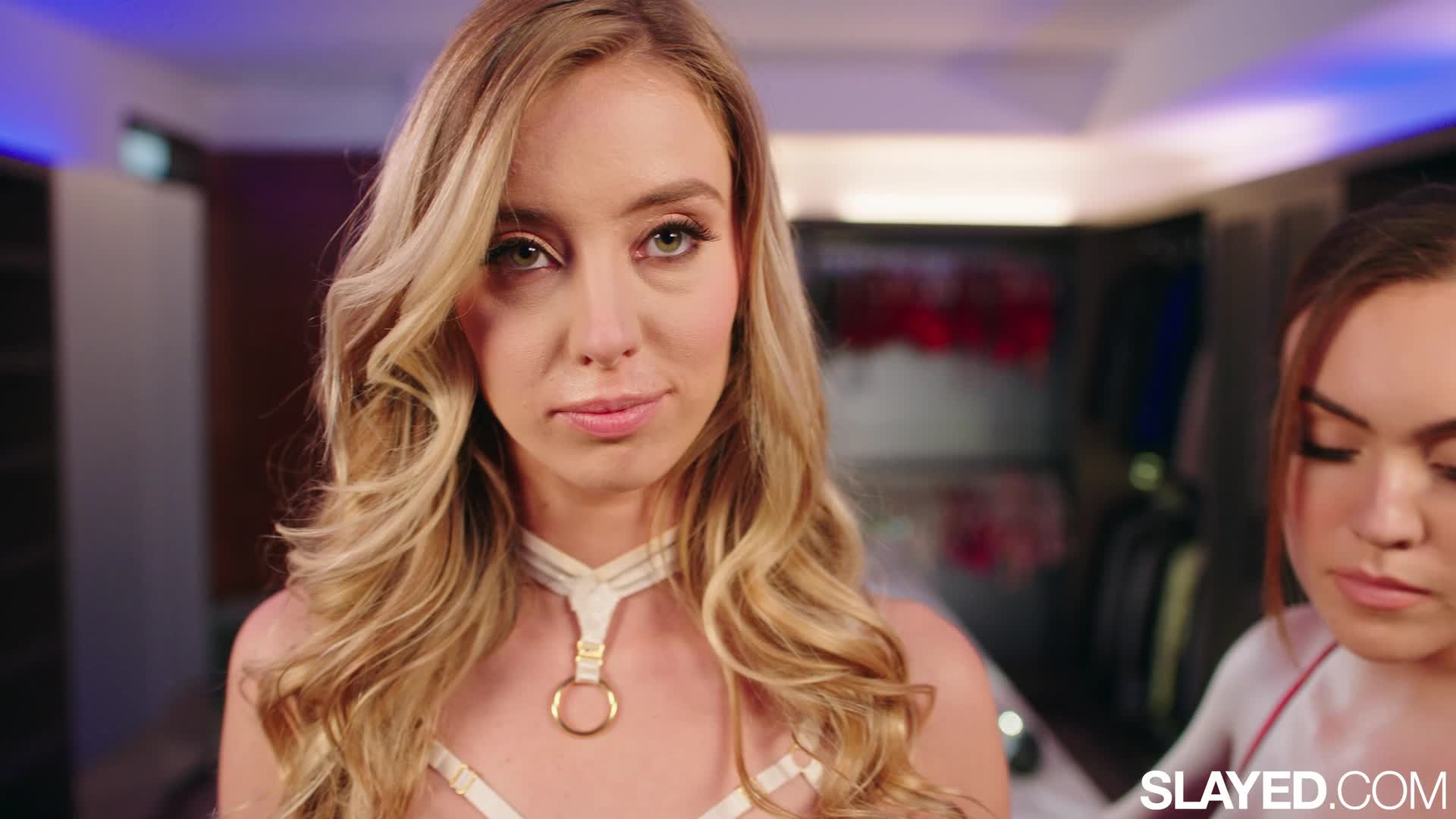 slayed.21.11.30.haley.reed.and.freya.parker