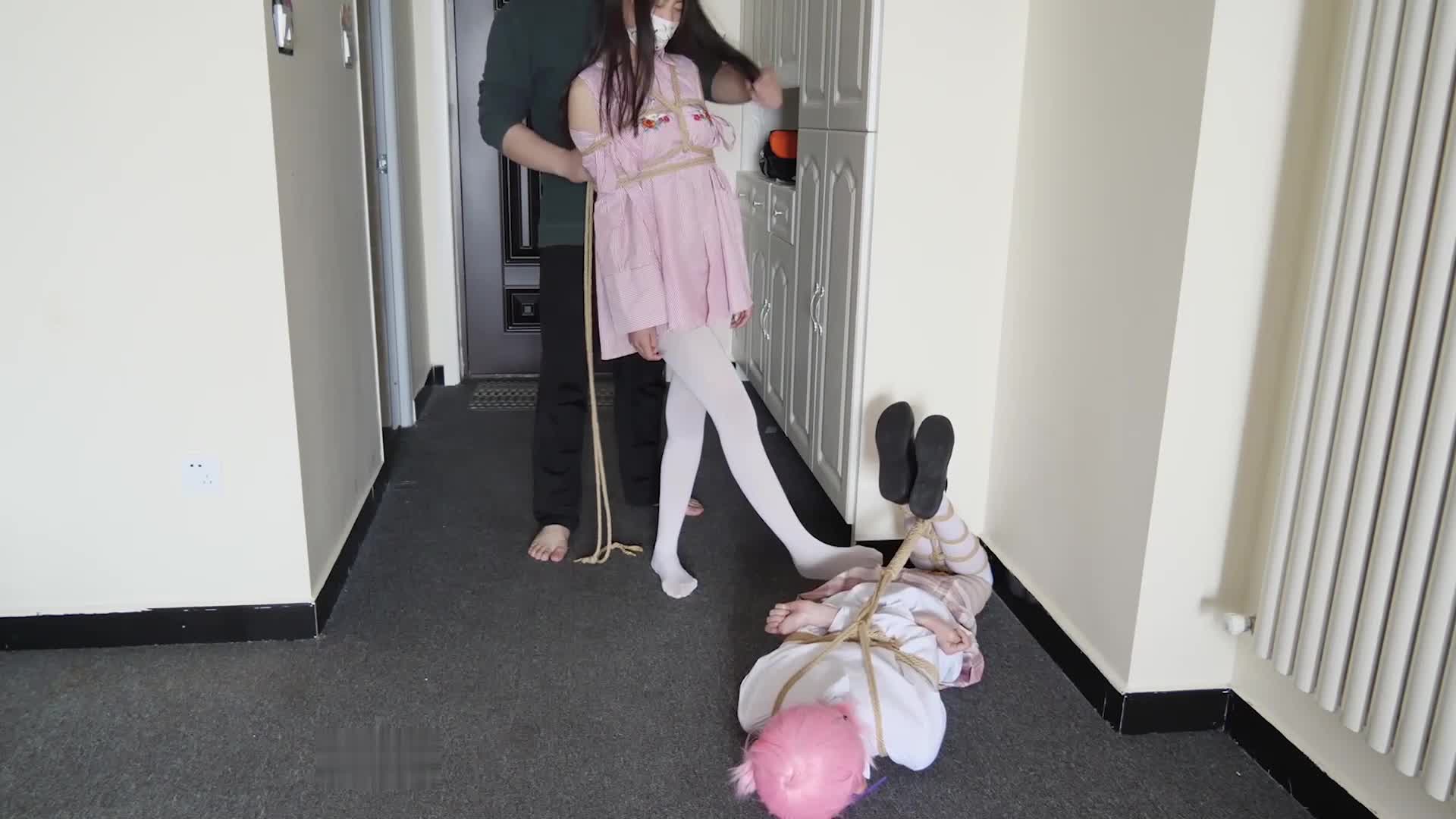 2048.hk@倔强原创 小零小枫的双人游戏