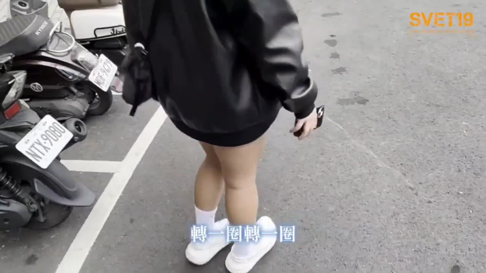 2048.hk@-《來自狄卡女大生小貓：腰椎刺青之無限誘惑》片長：26分鐘