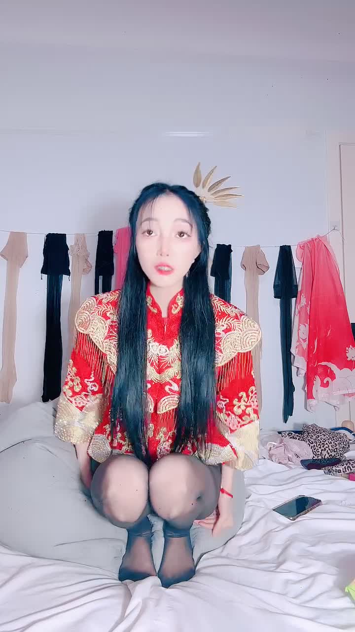 2048.hk@2001614135_模特丰腴甜妻_20250713_075838