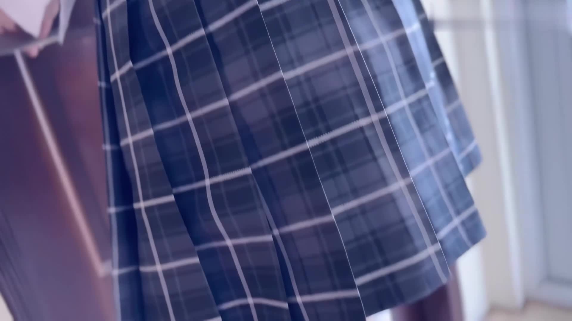 2048.hk@-【女儿的头盔】女儿看见妈妈和新男朋友正在做爱_情不自禁的自慰了起来_看表情就很想被操