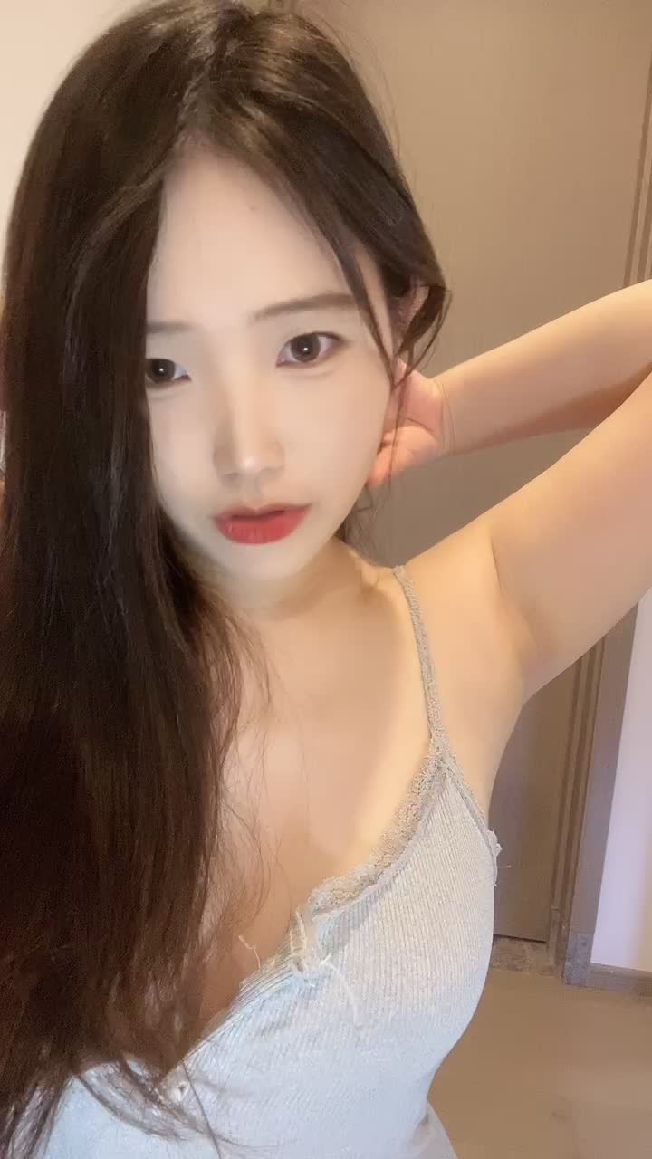 2048.hk@月亮躲在云朵20250805_224845