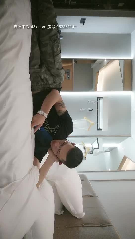 最新崛起探花约炮达人〖鸭哥全国嫖娼〗重金约操极品爆乳高颜值网红暴风般虐操舔逼狂魔69互舔高清源码录制