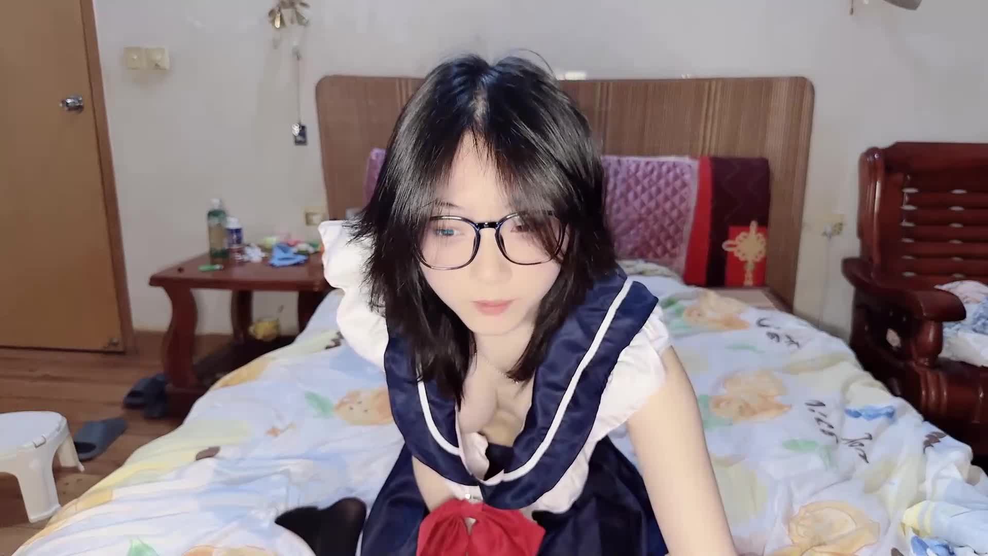 2048.hk@Crush-1_20250929_0102