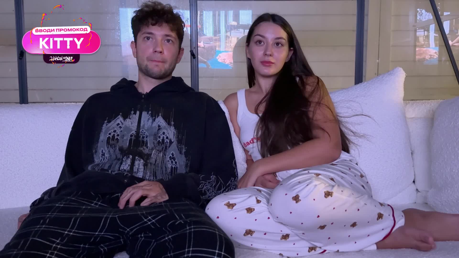 2048.hk@Teenage Stepsister and Stepbrother get Horny Watching a Movie and can't Resist Fucking - Amateur Sex - Pornhub.com