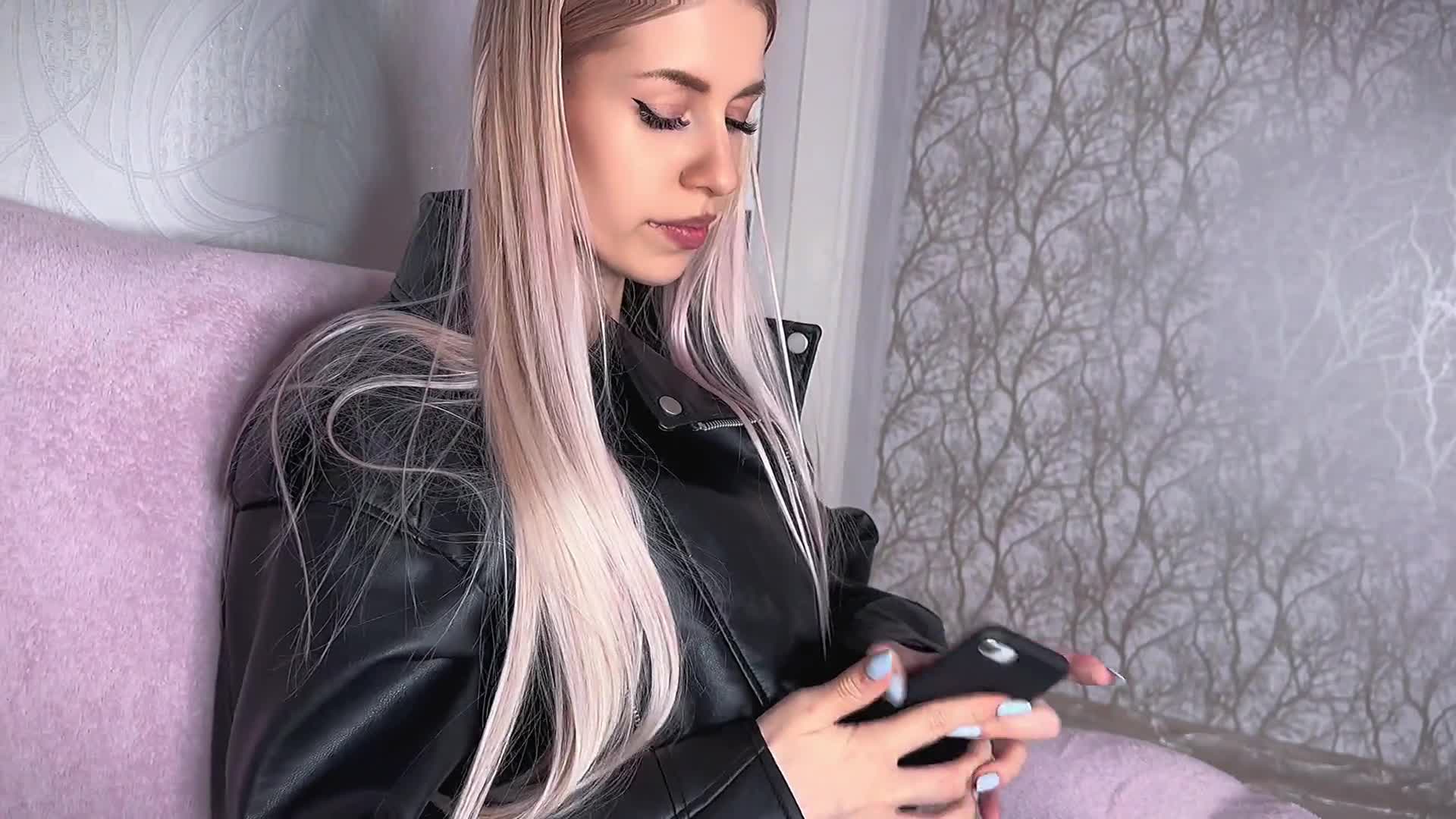 2048.hk@Leftovers from Yesterday. Food Play, Phone Pussy Fuck and Watersports 4K_Paradise Jessie_1080p