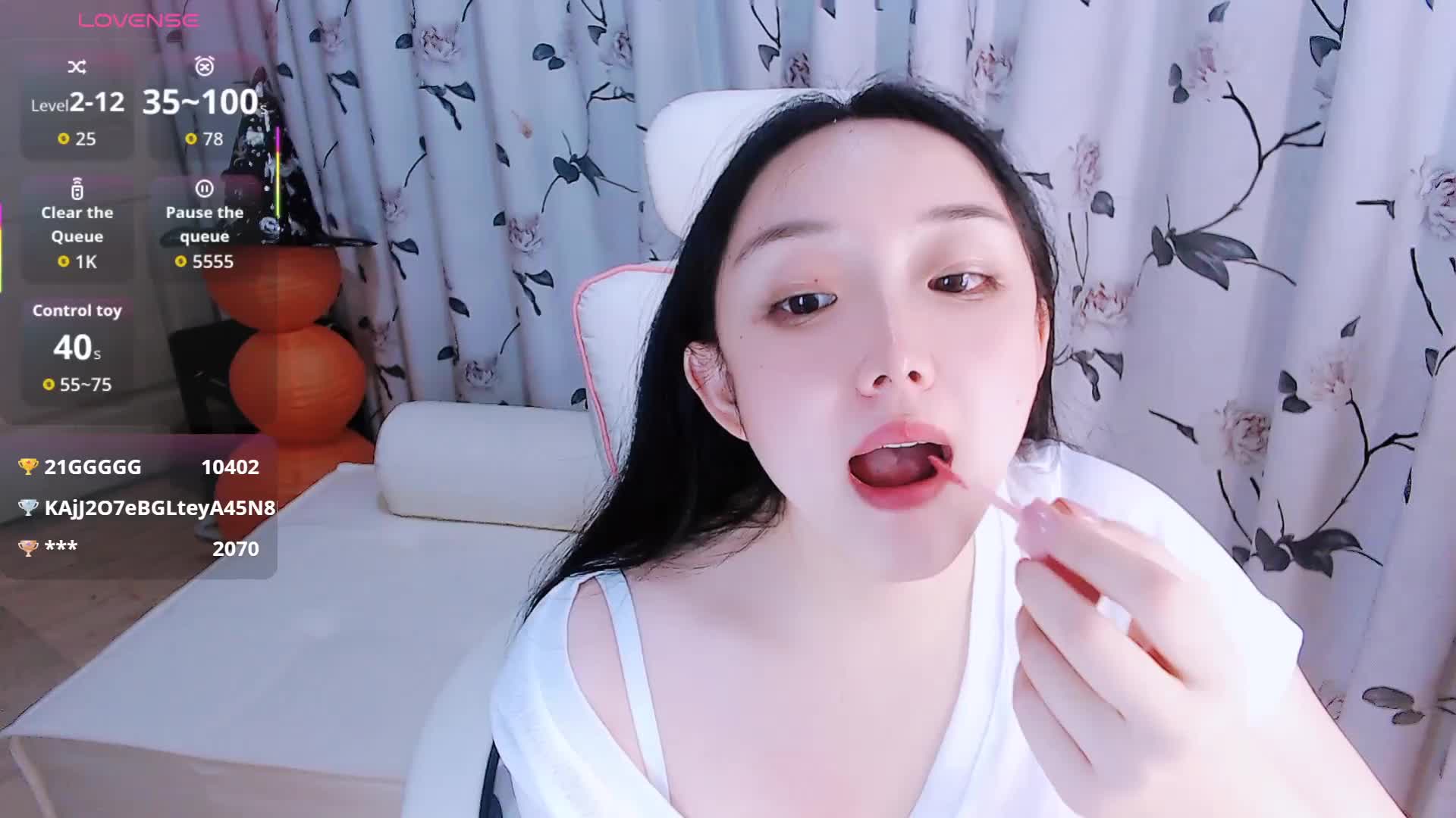 2048.hk@Niannian-_2025-10-24_02-14-32_901