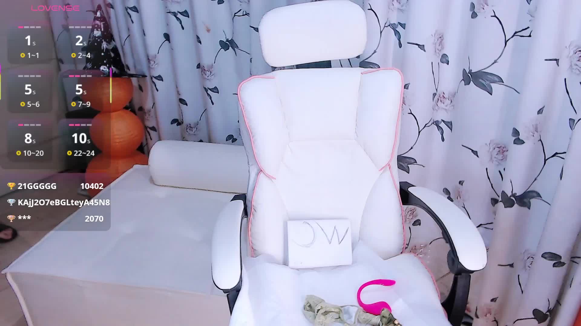 2048.hk@Niannian-_2025-10-24_02-09-30_757