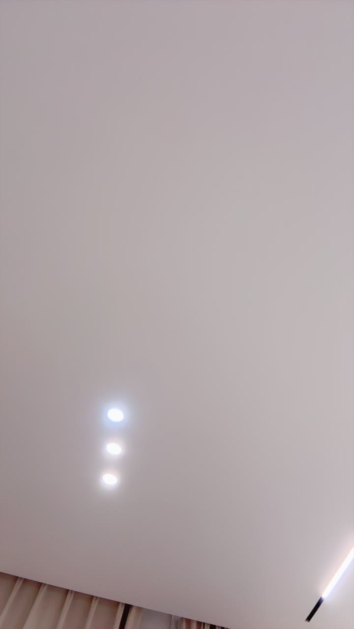 2048.hk@2019791996_20251124_000453