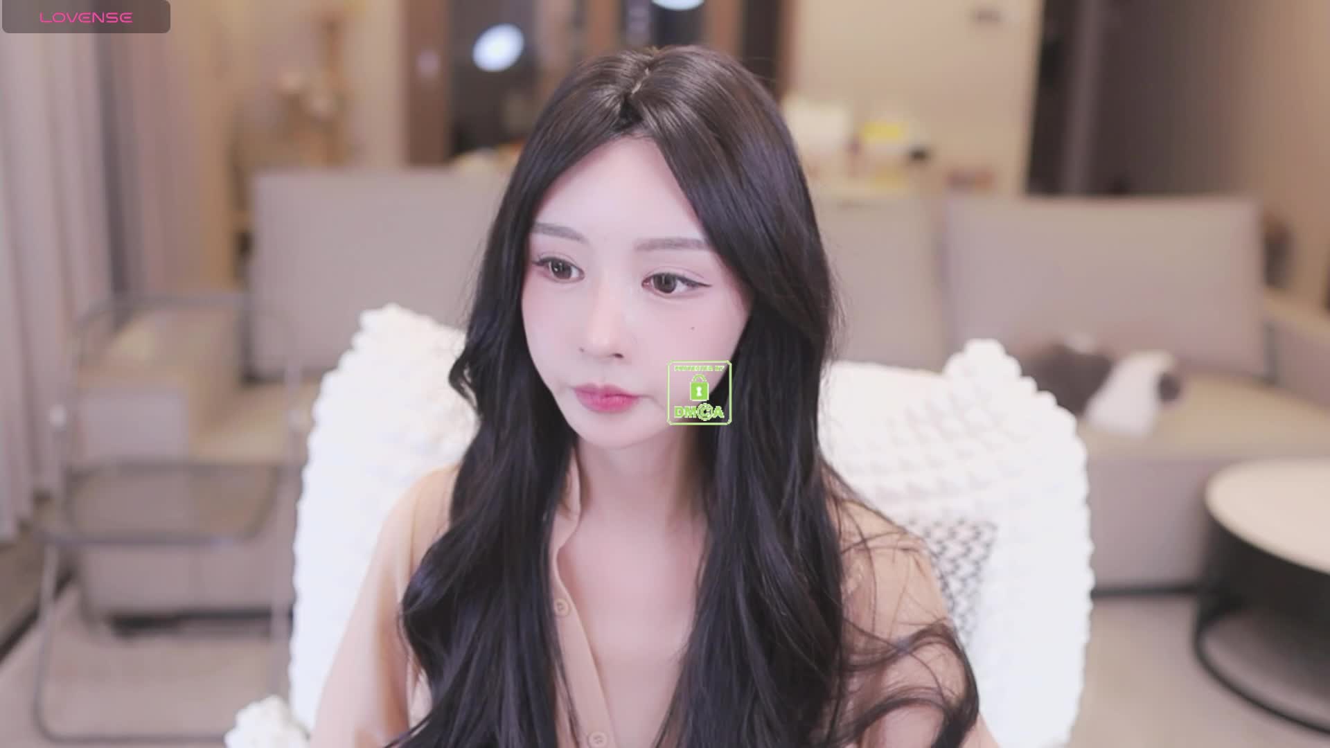 2048.hk@Bella-999_20251019_0005