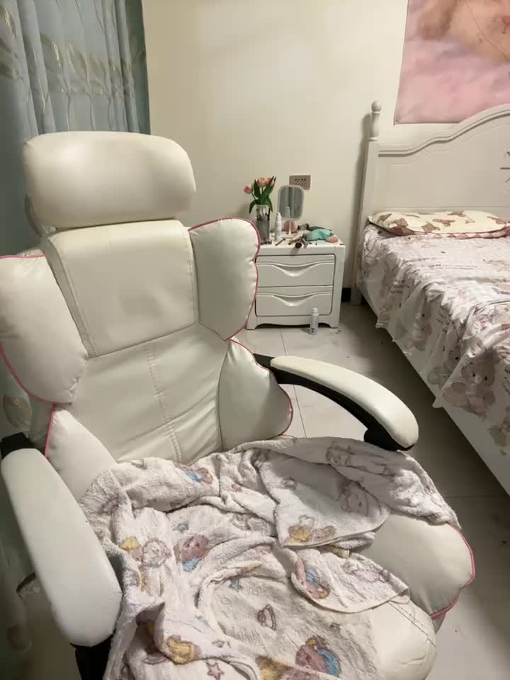 2048.hk@mimi9420_20251026_2350