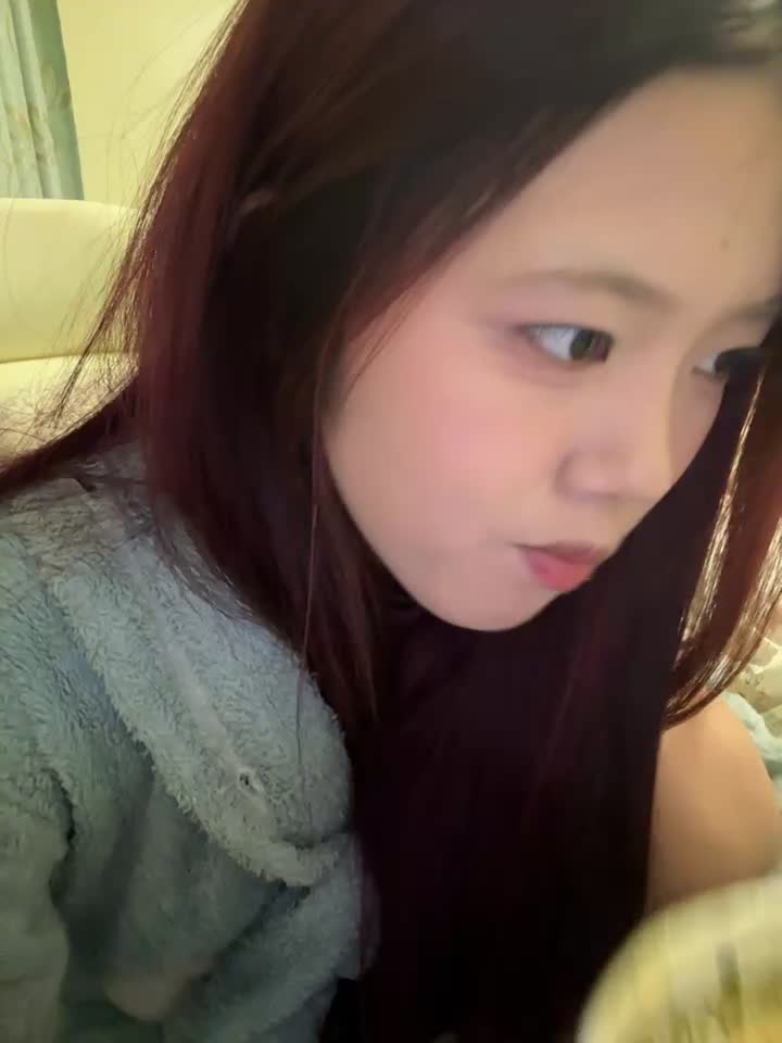 2048.hk@mimi9420_20251027_0125