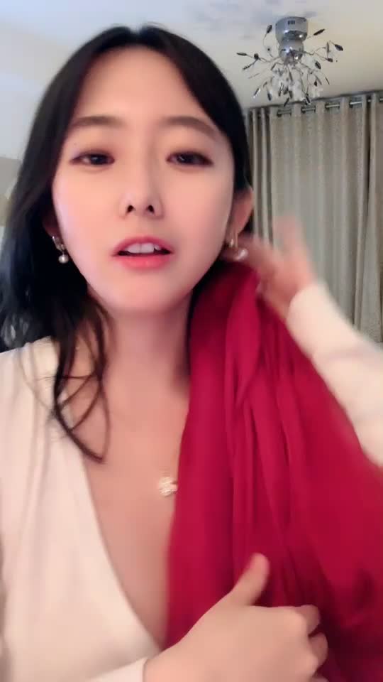 2048.hk@1867549746_娇娇嗲嗲的小狐狸_20251211_213255