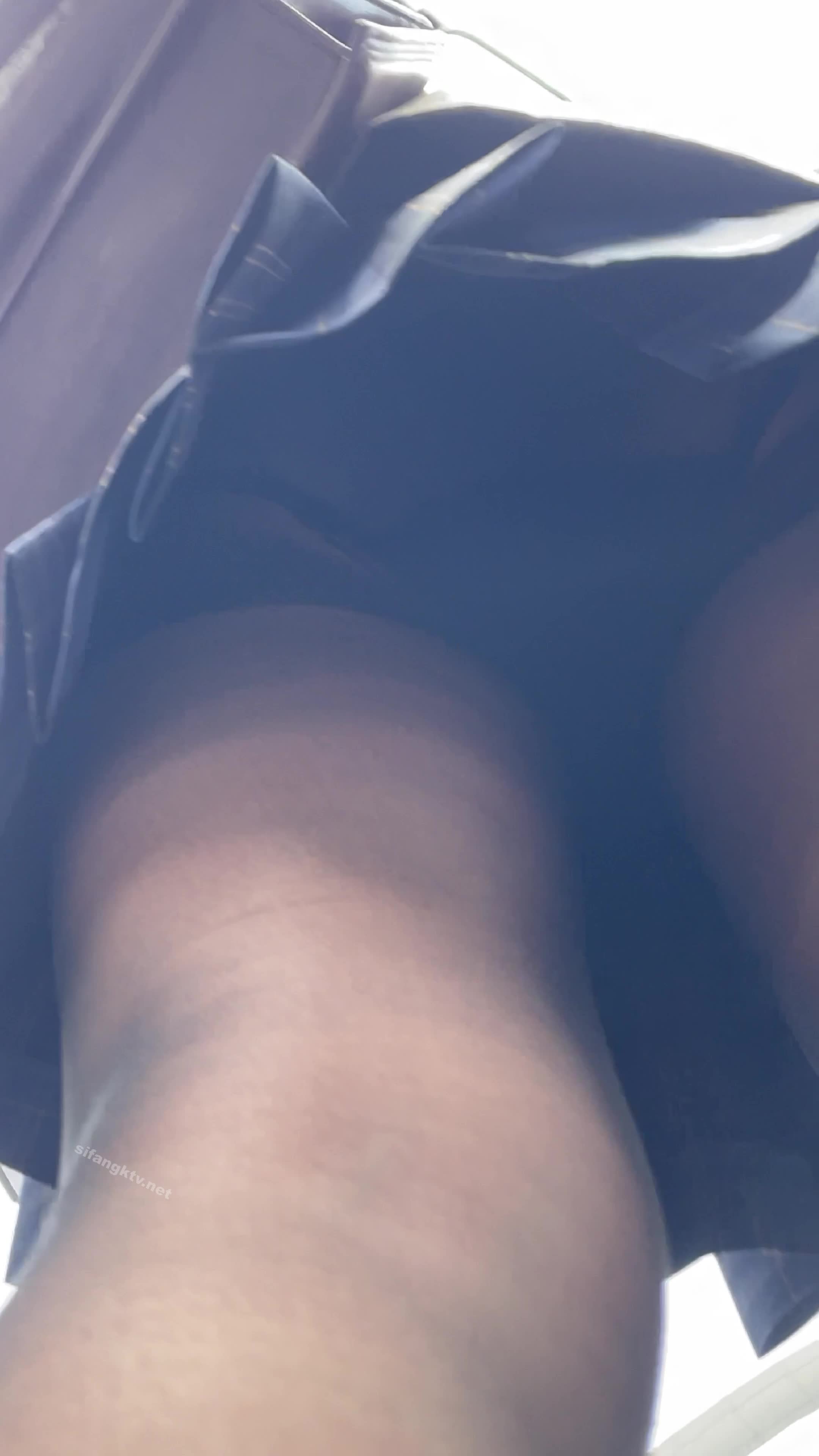 2048.hk@【㊙️新KingKCD】CD2015漂亮黑丝JK小姐姐居然穿透明黑骚N