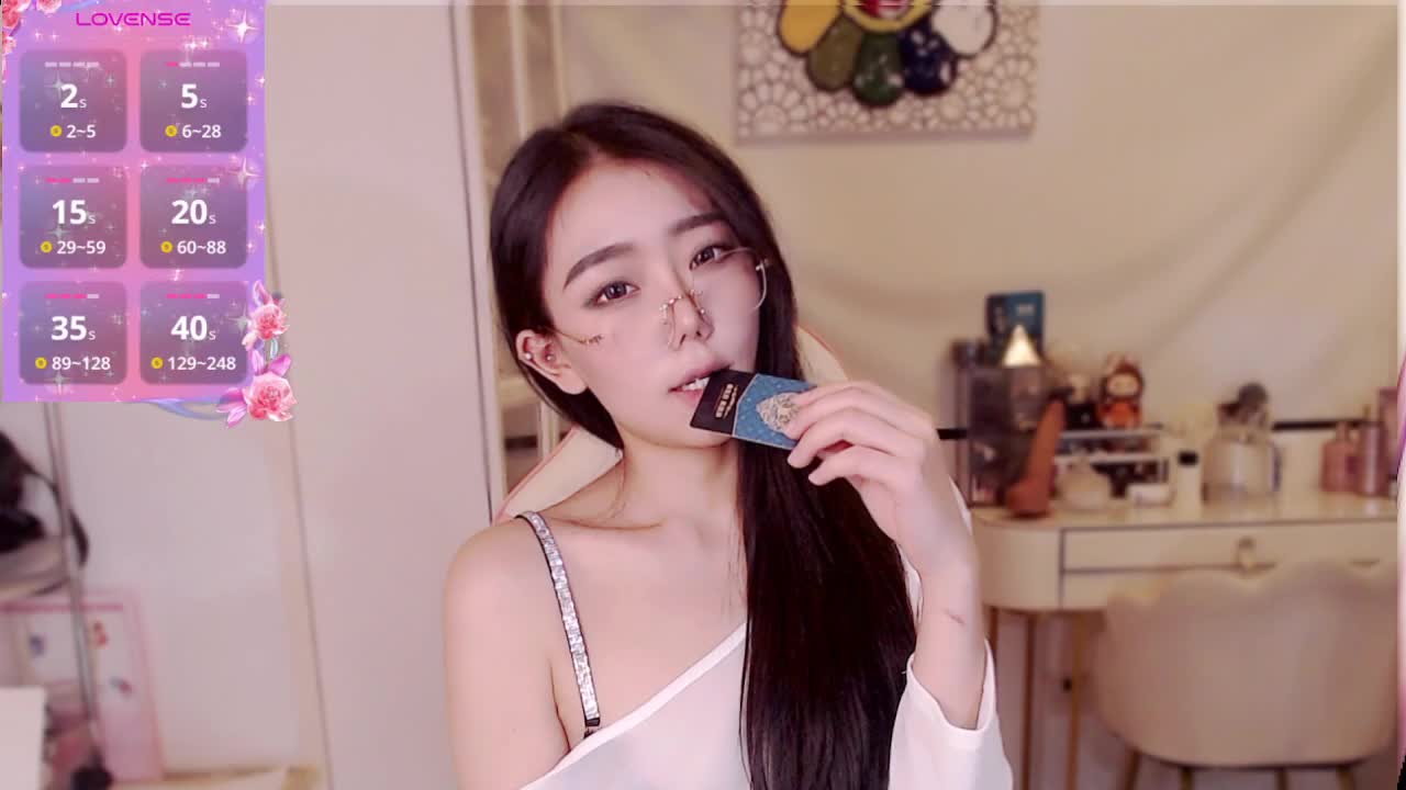 2048.hk@jiajia_L_20251204_162851