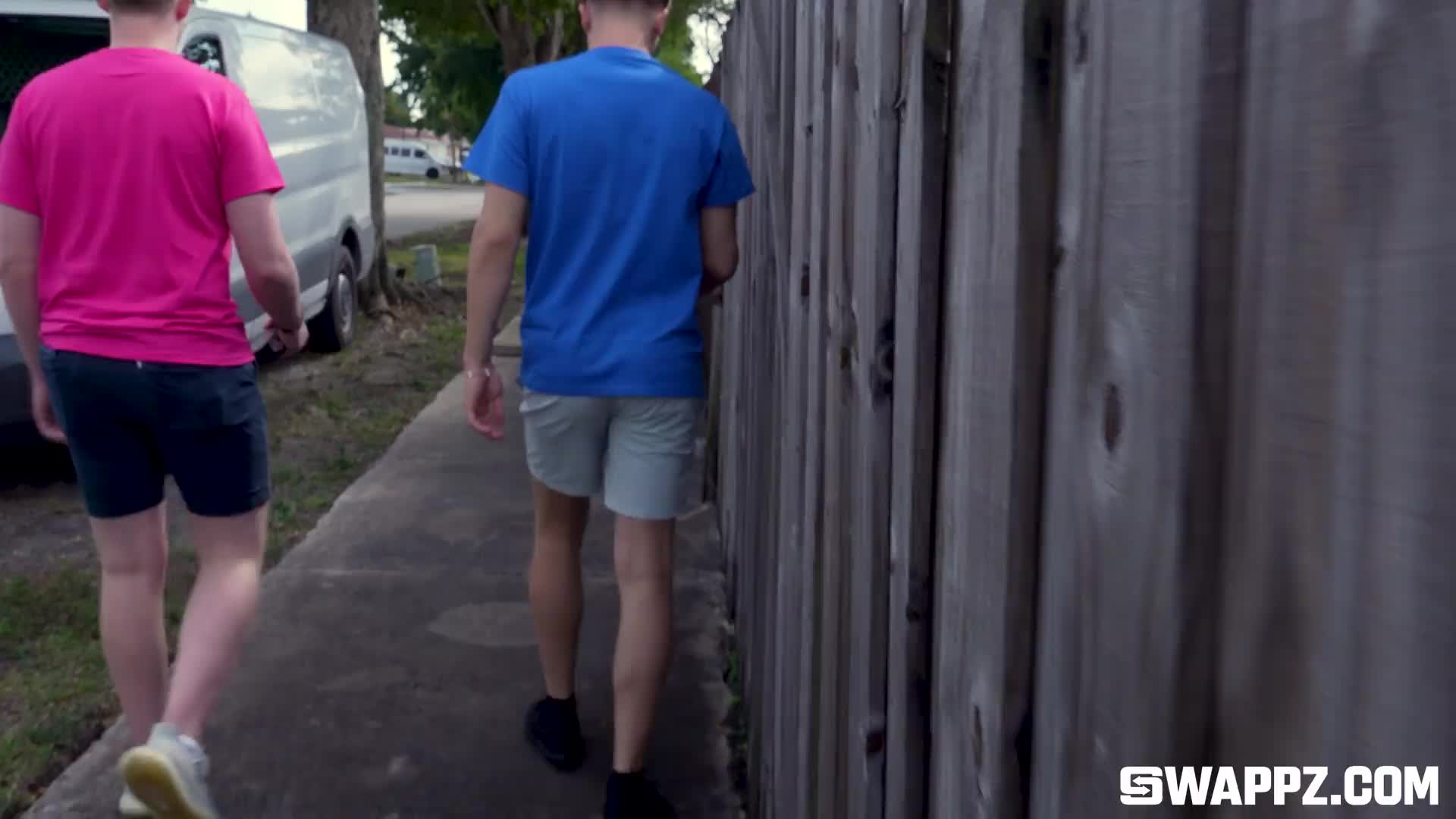 2048.hk@SisSwap-NeighborhoodWatchCrimeDoesn'tPayItSwaps