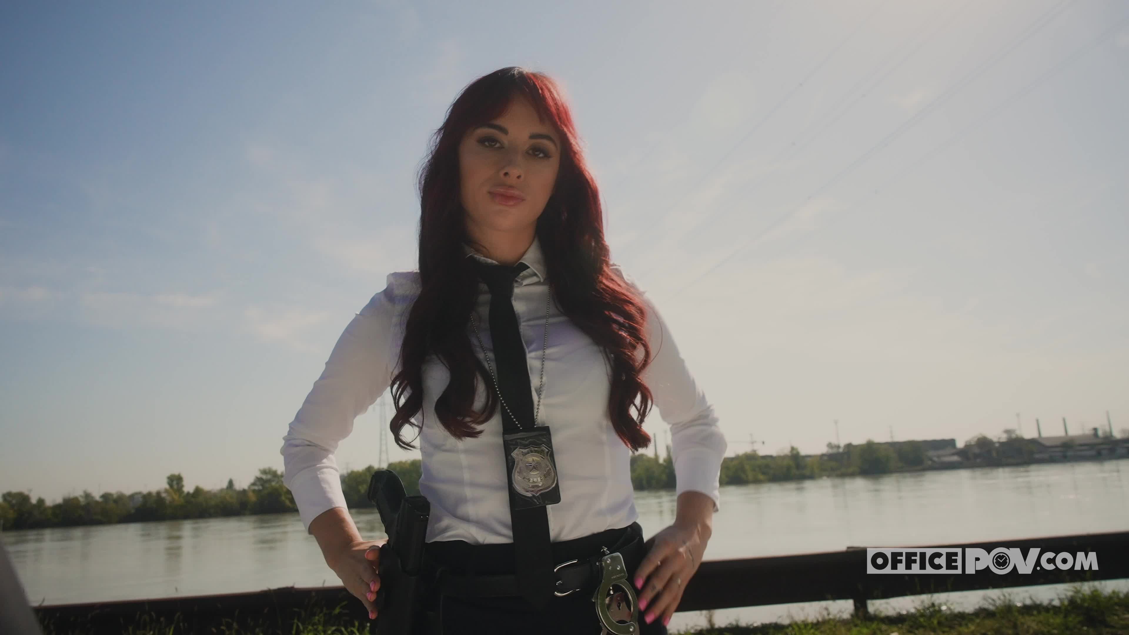 2048.hk@OfficePOV250203AudreyReidLicenseToThrill