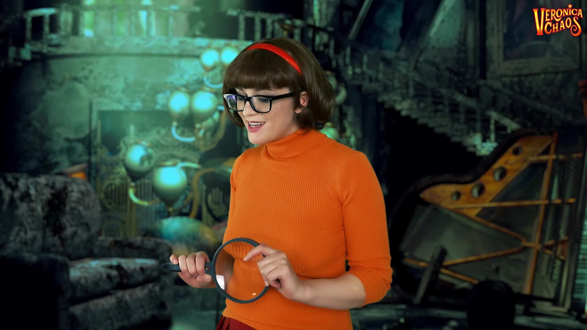 2048.hk@2024-01-09_Daphne_and_Velma_get_KINKY_Swipe_to_watch_full_video__This_1