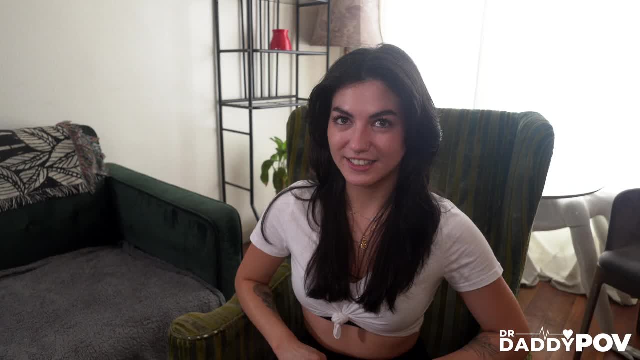 2048.hk@DrDaddyPOV - Megan's Visit