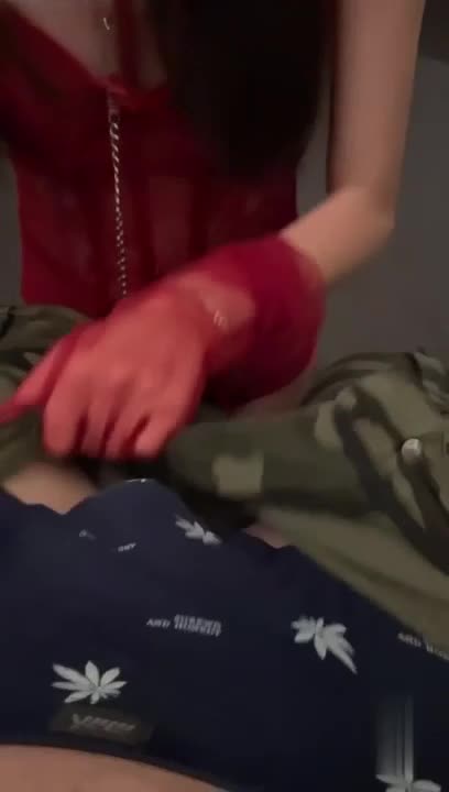 2048.vip-浙江贸易公司前台武心苑被老板潜规则 身着情趣女仆装深喉舔棒翘臀后入 跪当母狗的场面极致刺激