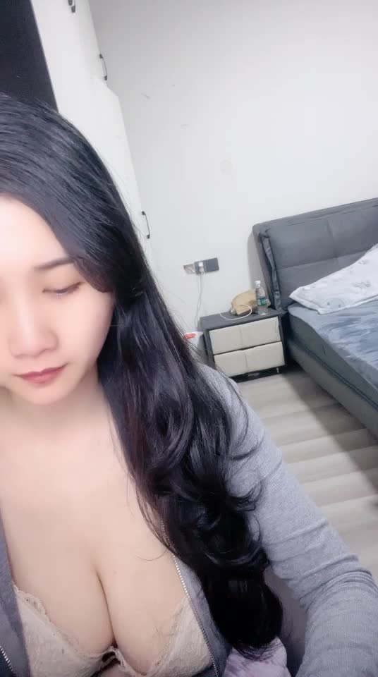 2048.hk@空姐安妮1月17日--1768614707