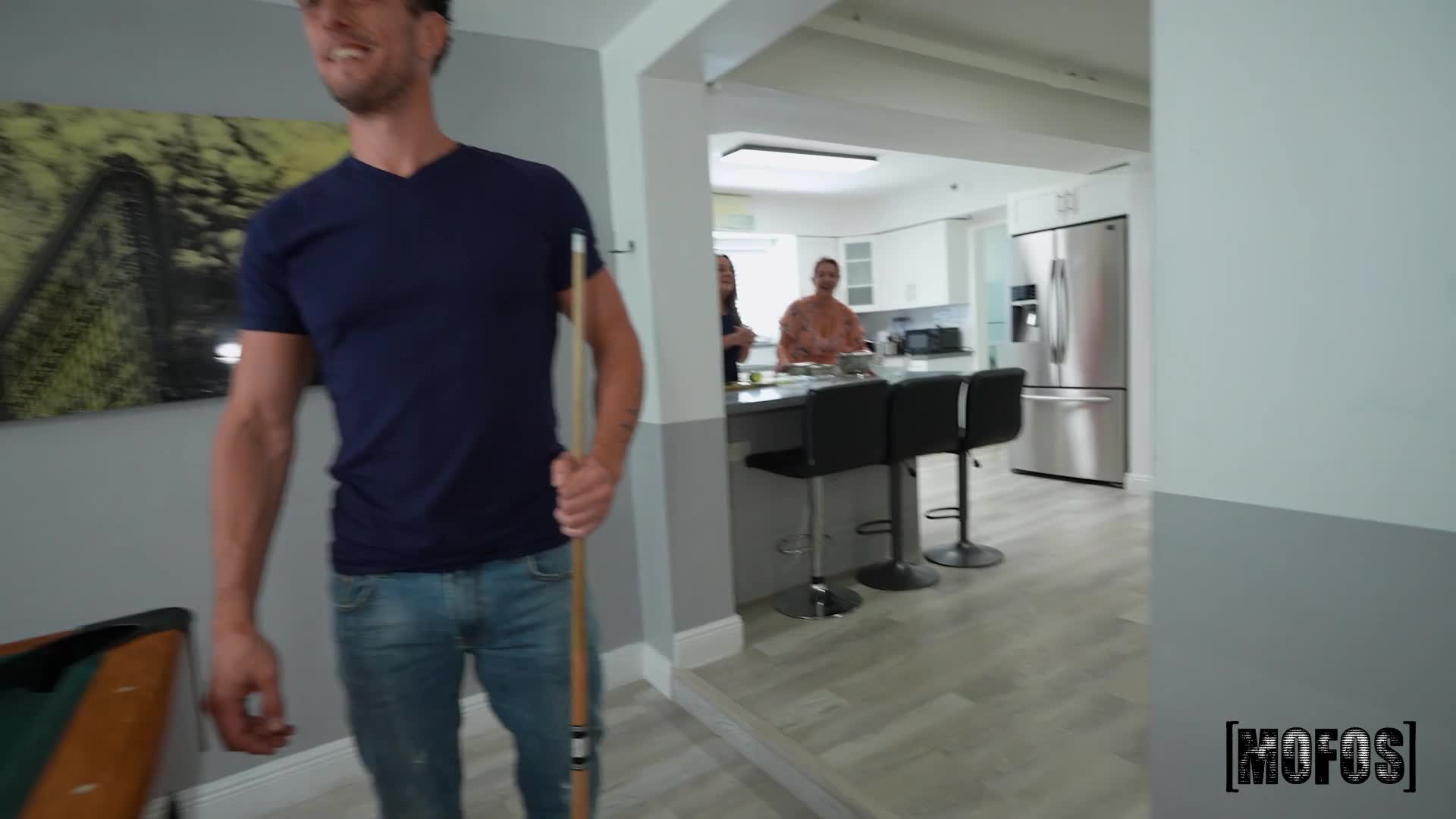 2048.hk@letspostit.26.01.21.kate.legend.sneaky.fuck.at.the.in-laws