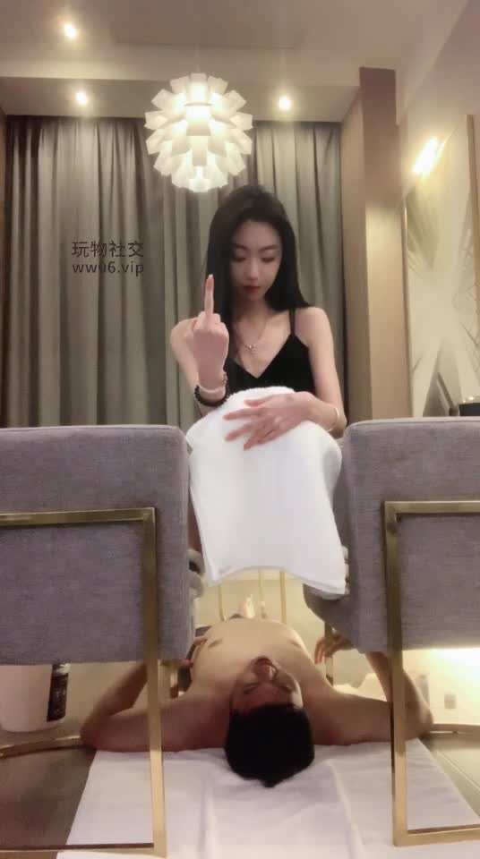 2048.hk@胖虎TJ：吃凉子主人黄金浓痰口水足射2025-01-28