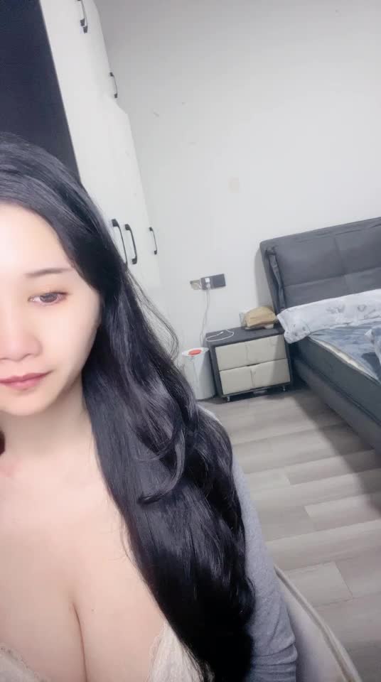 2048.hk@空姐安妮1月13日--1768267804