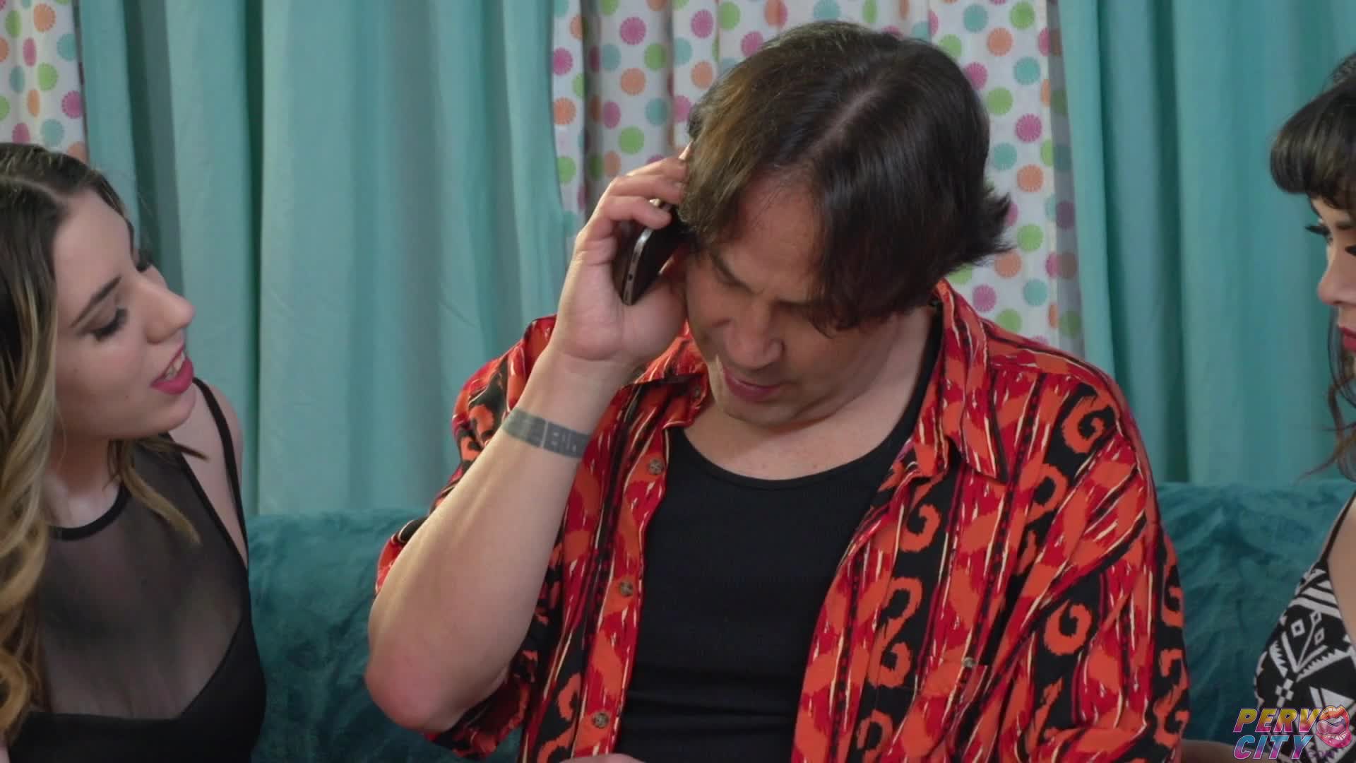 2048.hk@BangingBeauties.18.10.18.Audrey.Noir.And.Violet.Voss