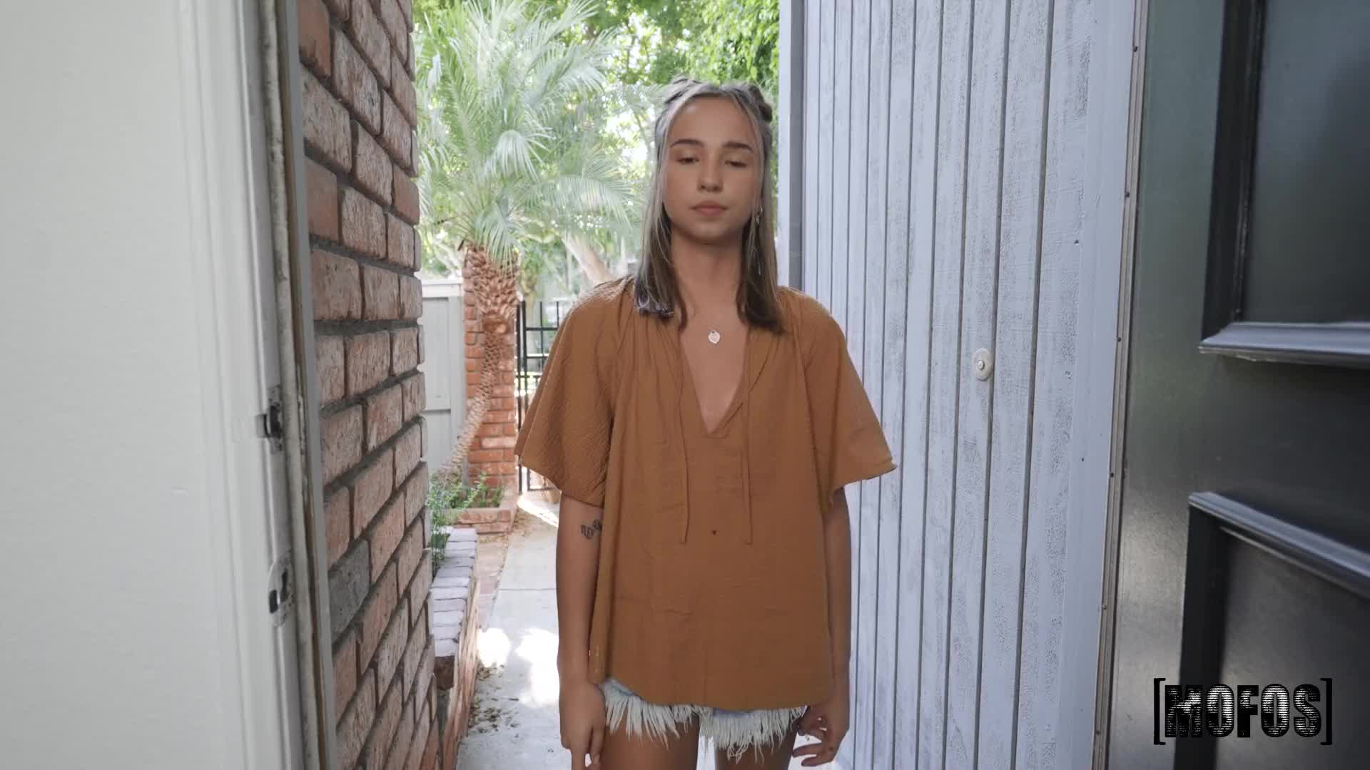 2048.hk@DakotaTyler-[IKnowThatGirl.com]-[2022]-VideoFavorGoesTooFar