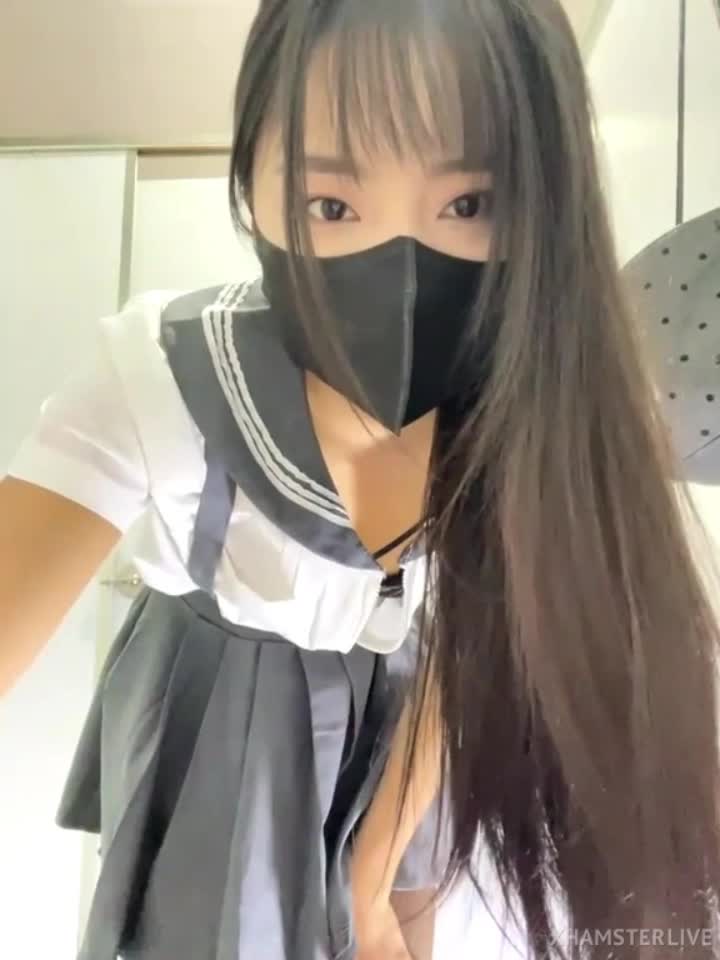 2048.vip-野外露出】【xiao-Lin】白丝逼夹跳蛋户外露出自慰兔女郎造型真不错被称为厕所女神喜欢男厕露⑤