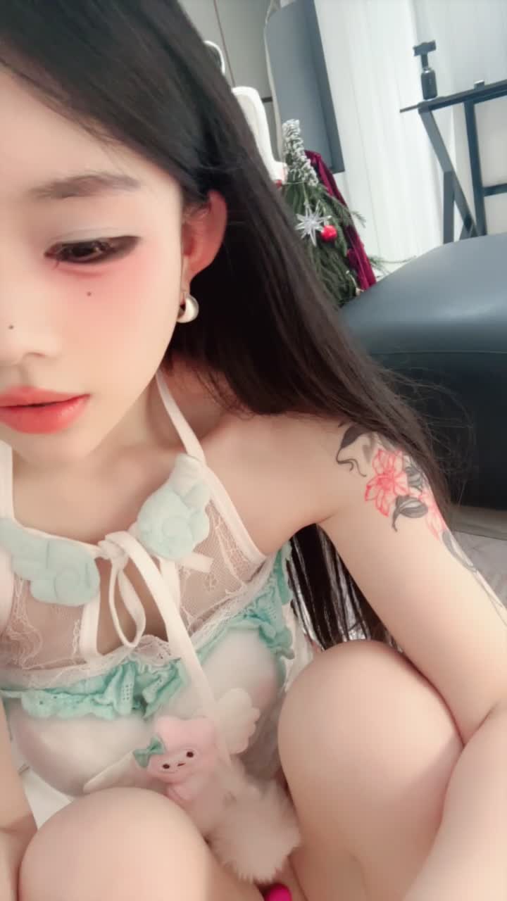 2048.hk@88082727_粉嫩小白兔_20260125_235201