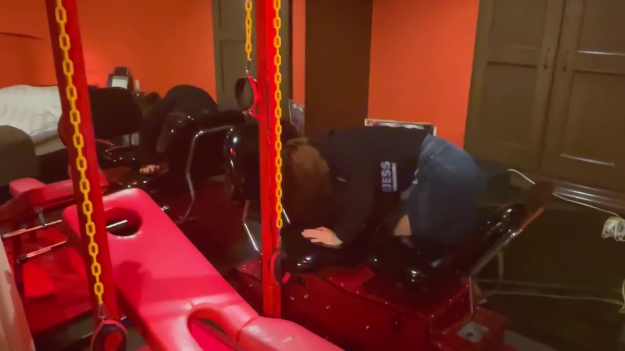 2048.hk@Hentaikamen720 -《美少女拘束》萌系女大学生，第一次被喷就尴尬，被逼连死直到哭！业余情侣优秀风格剃毛电动按摩机SM青少年英文字幕♡RYO＆YUU♡ hentaikamen720 onlyfans 情侣