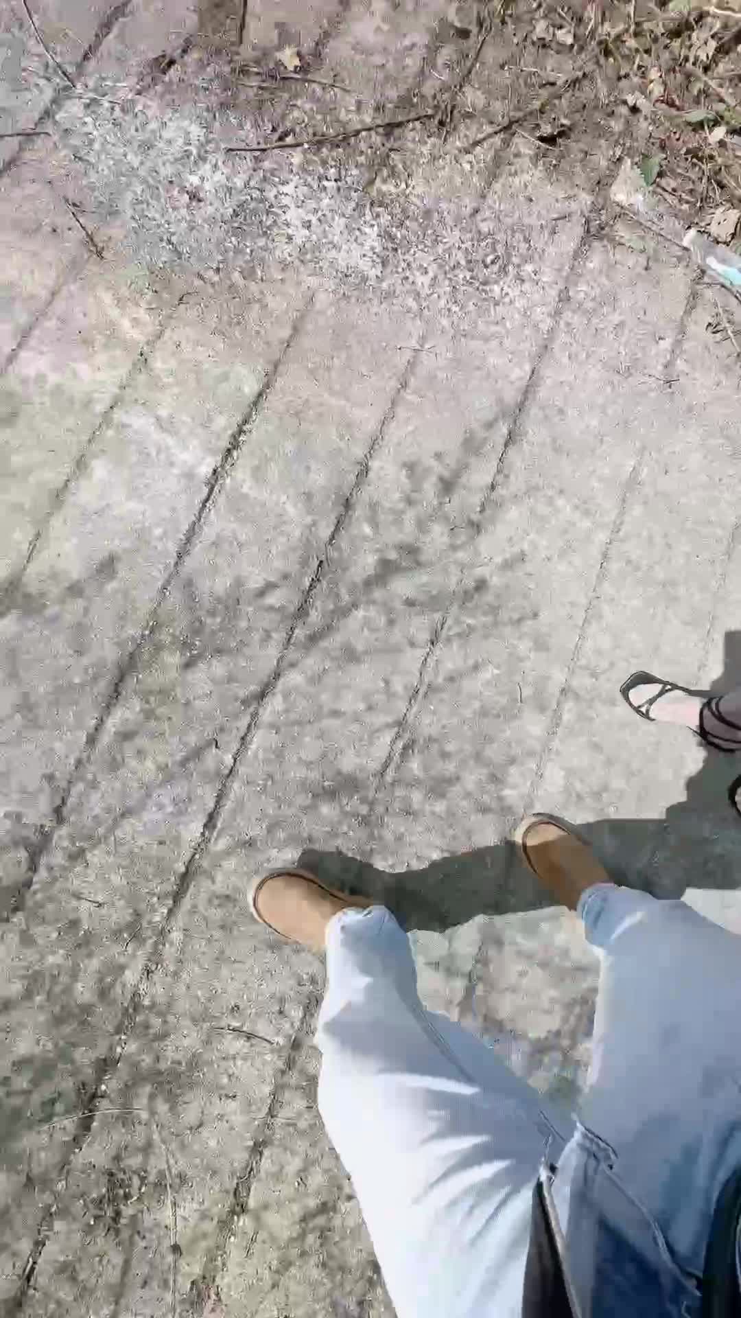 2048.vip-榨精尤物】淫腿女神小姨子 - 吊带丝袜无内包臀裙在路边尿尿 没尿完就被拉车里操 滑软汁多的小穴湿淋淋 榨精内射精液