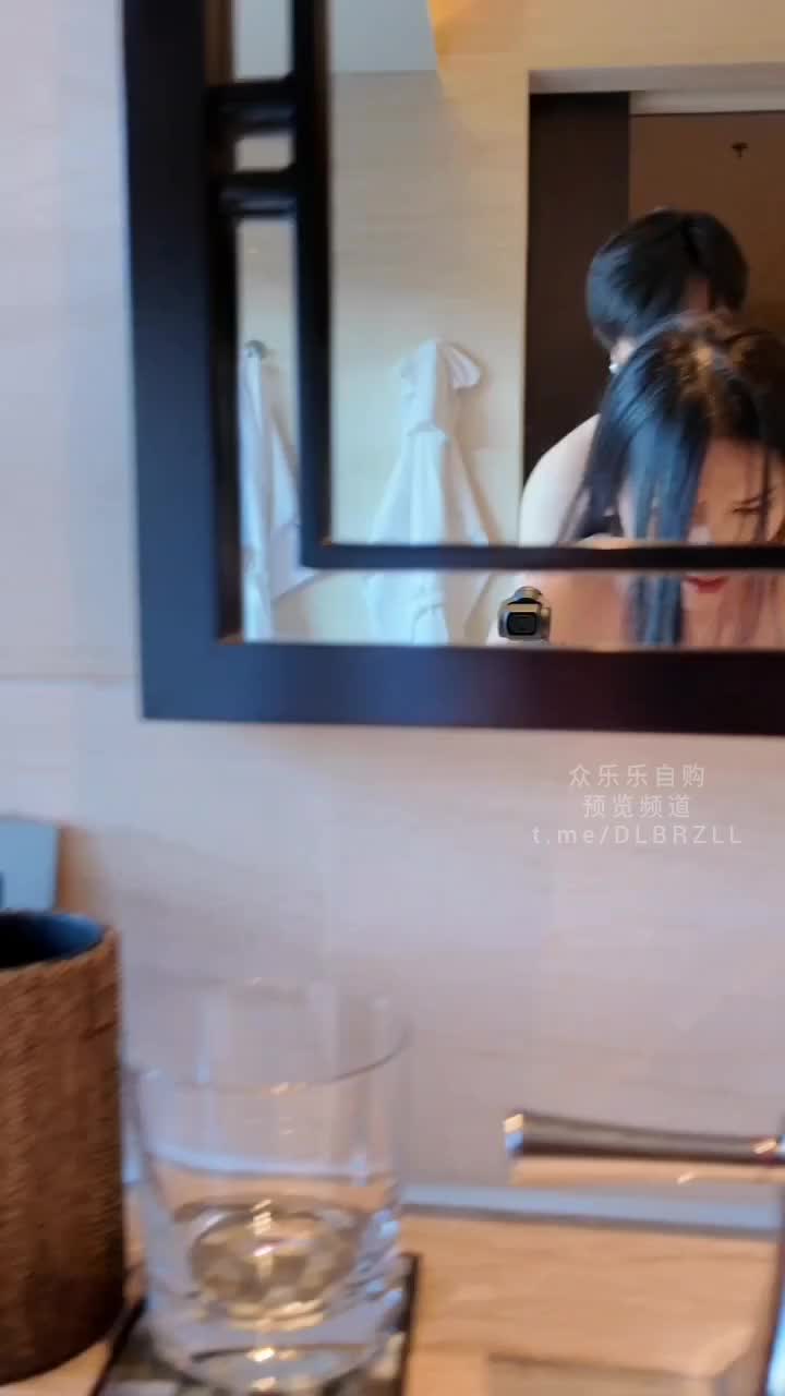 2048.vip-某房泄密爆顶作品！顶级富二代「为主而生」DOM调教大神性爱系列，最新3月更新9位高颜值极品露脸反差婊