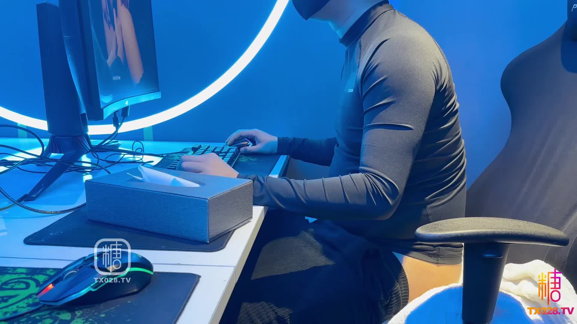 2048.vip-网咖强上淫荡小女警 抓捕不成反被强插骚穴 精液射满身-夏水水