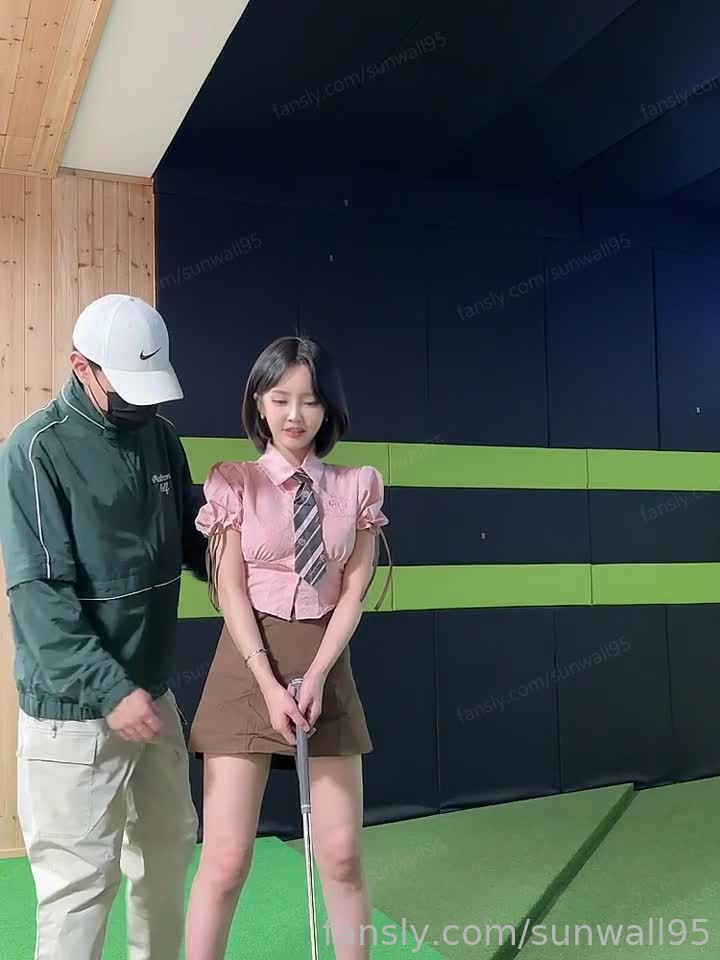 2048.hk@sunwall95--Fansly@sunwall95-【2024-01-25】Golf lesson sex「720x960,13分44秒,143.87MB」