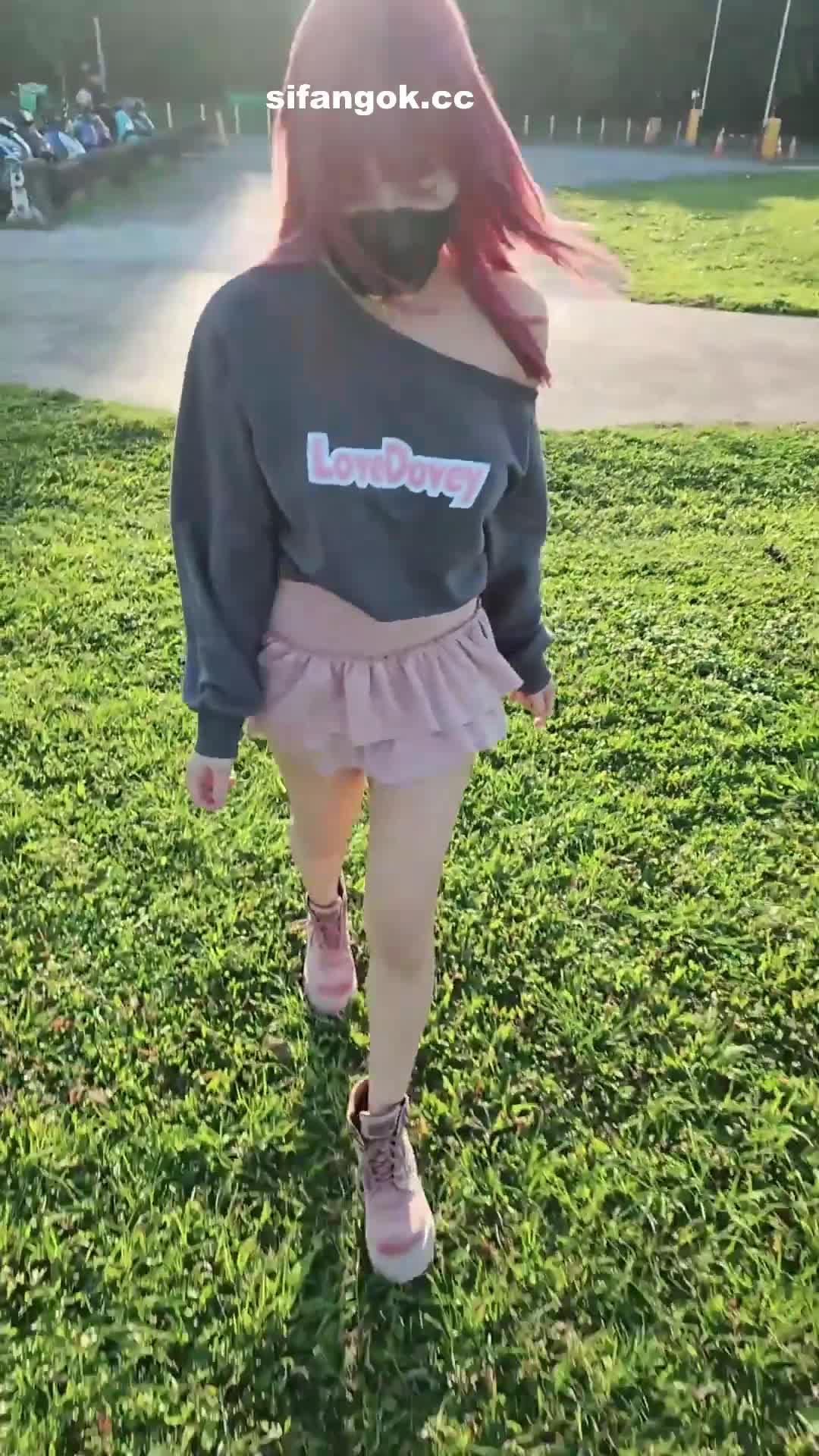 2048.vip-重磅】露出调教【小小Q】最新3部更新 户外乳夹的秘密、白衬衫淋浴慰慰、贞操带性奴