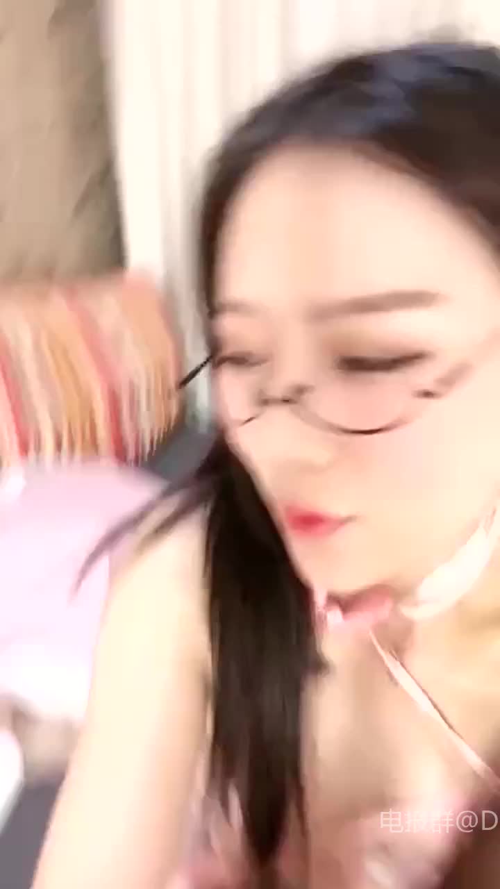 2048.vip-性感小女神 长腿丝袜【樱木奈奈子】天天被头套男猛操 各种自慰喷水5