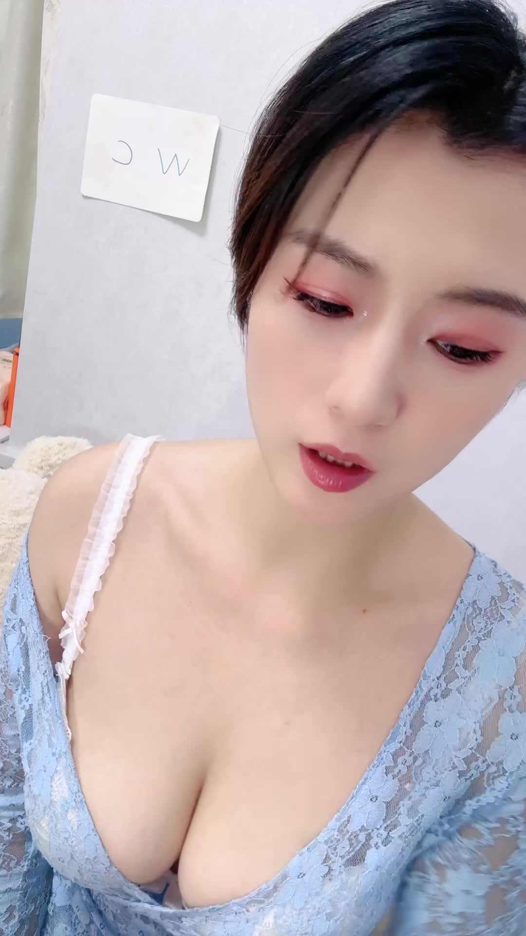 2048.hk@岚岚来了2月2日--1770039392